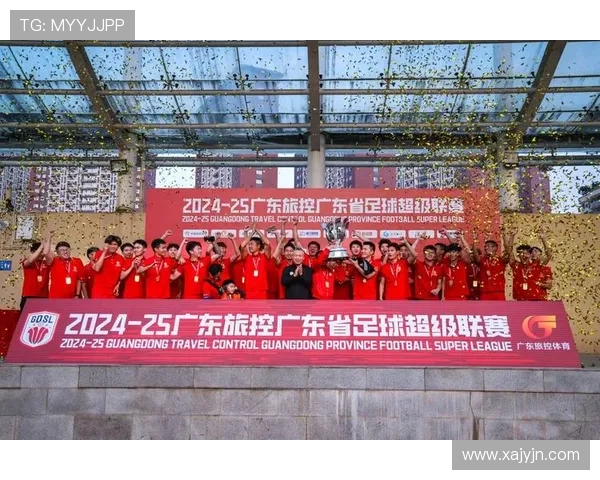 深圳足球队在足球配合排行榜中荣登第8名展现团队实力与默契 深圳足球队在足球配合排行榜中荣登第8名展现团队实力与默契